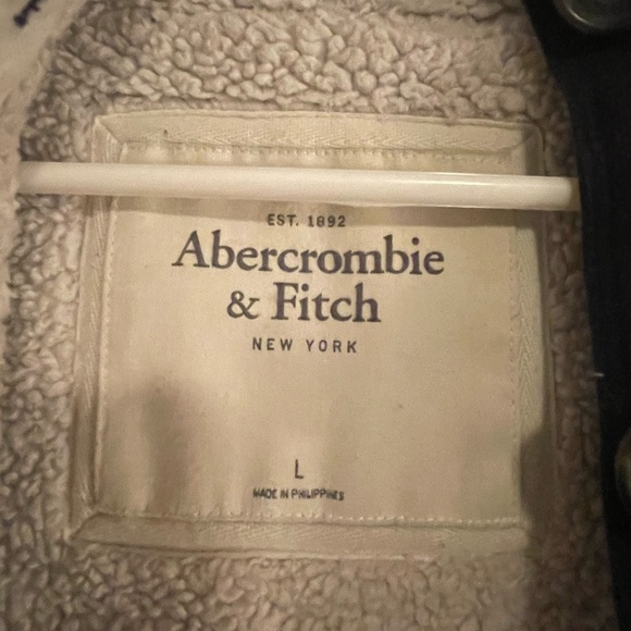 Abercrombie and Fitch Hooded Button Up Jacket - Picture 5 of 5
